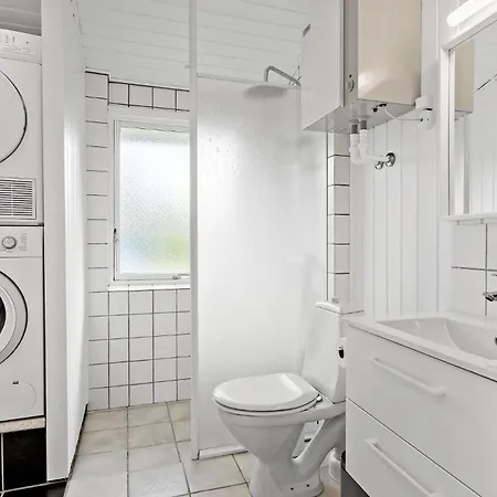 4 Bedroom Beautiful In *